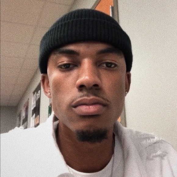 Meet your Posher, Jaden - Picture 1 of 1